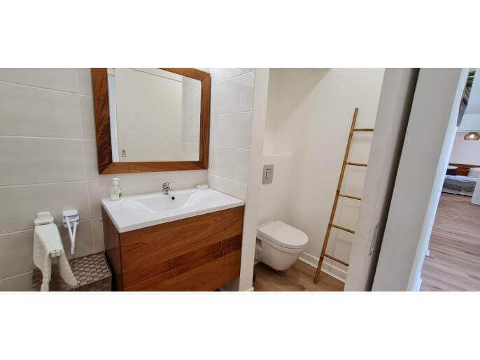 Location VillaAppartement en Guadeloupe - deuxime salle de bain avec douche et wc