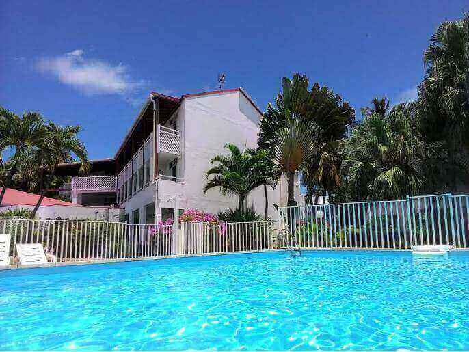 Location VillaAppartement en Guadeloupe - rsidence cte piscine