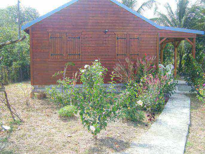 Location VillaBungalow en Guadeloupe - exterieur/entre bungalow Guadeloupe