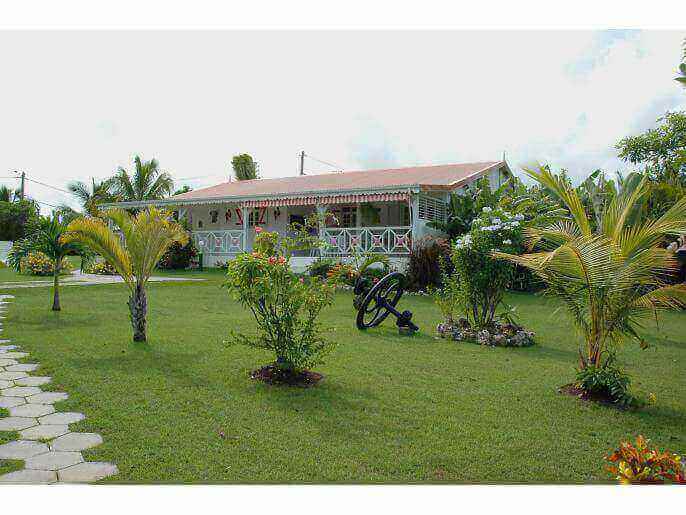 Location VillaMaison en Guadeloupe - Maison 8 couchages Saint Franois